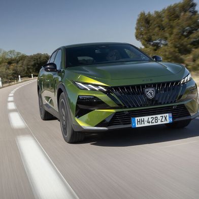 Plug-in-Hybrid als ausgewogene Lösung (Bild: Peugeot via Autoren-Union Mobilität)