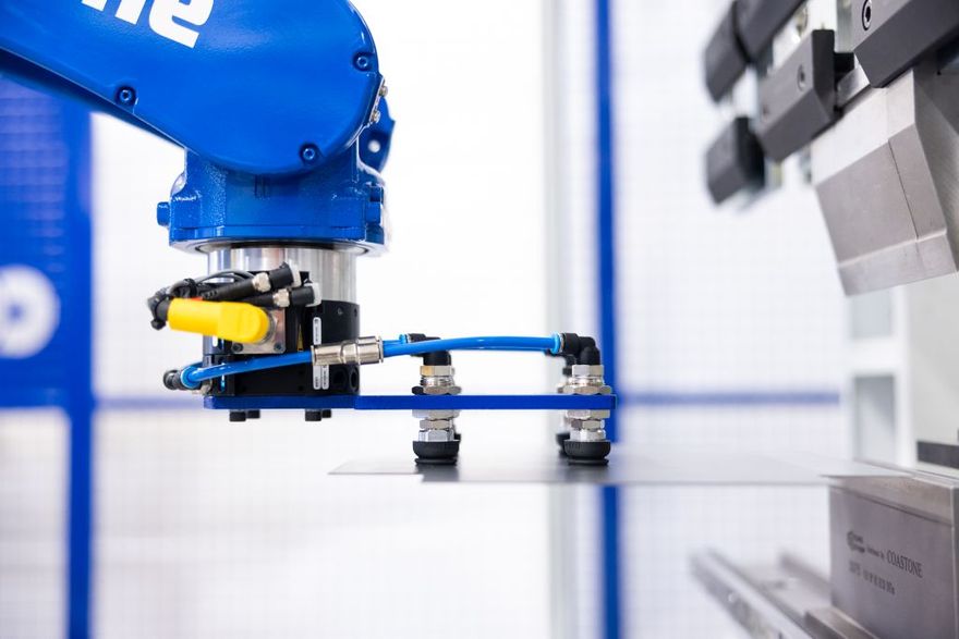 RoboCone Abkantpresse C9 mit Roboter_40.jpg (CoastOne Oy)