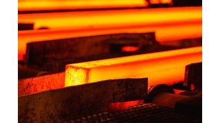 Nächstes heißes Eisen! Die deutsche und europäische Stahlbranche kämpft an einigen Fronten. Die SPD will deshalb heute noch durchsetzen, dass es den Stahlkochern in Zukunft wieder besser geht ... (Bild: Thyssenkrupp)