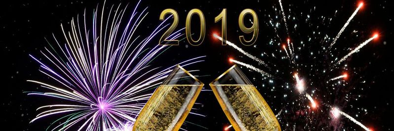 Wer für Neujahrsgrüße die Silvesterparty nicht unterbrechen möchte, sollte das Internet nutzen. Aber auch mit Messenger-Diensten ist ein zeitgesteuerter Versand möglich. (Bild:   / CC0)