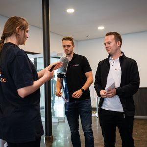 Kurzer Check-In zur kostenlosen Schraubtec.(Bild:  PHOTOVISION-DH GmbH)