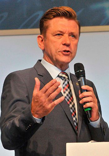 Bundesinnungsmeister Wilhelm Hülsdonk: „Wir spüren jeden Tag, dass der Servicemarkt weiter unter Druck kommt.“ (Foto: Zietz)