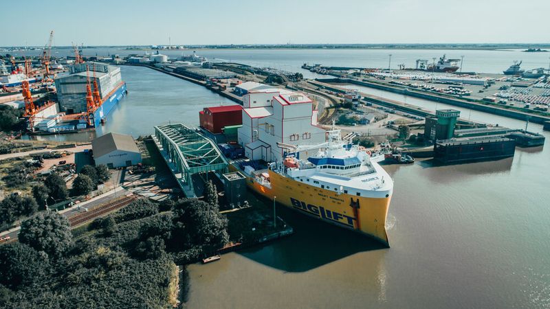Hafenumschlagsystem für Baffinland / Abfahrt in Bremerhaven (Bild: Thyssenkrupp)