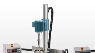 Die Dispermat CV-Plus verfügen über kraftvolle Drehstromantriebe mit einer Leistung von 0,75 kW (CV3-Plus) oder 1,5 kW (CV4-Plus) und erlauben eine stufenlos einstellbare Drehzahl von 0 – 20.000 U/min. (Bild: VMA-Getzmann)