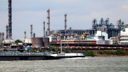 Der überarbeitete Preisindex Chemieanlagen Deutschland (PCD) bietet der Industrie ab sofort mehr Transparenz, höhere Detailtiefe und eine rückwirkende Anwendbarkeit bis 2015.(Bild:  frei lizenziert /  Pixabay)