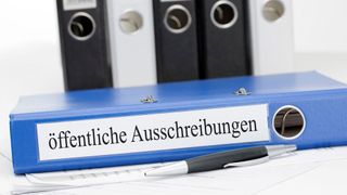 Die öffentliche Verwaltung sollte den Vergabeprozess anpassen, um auch Startups eine erfolgreiche Beteiligung zu ermöglichen. (Coloures-Pic - stock.adobe.com)