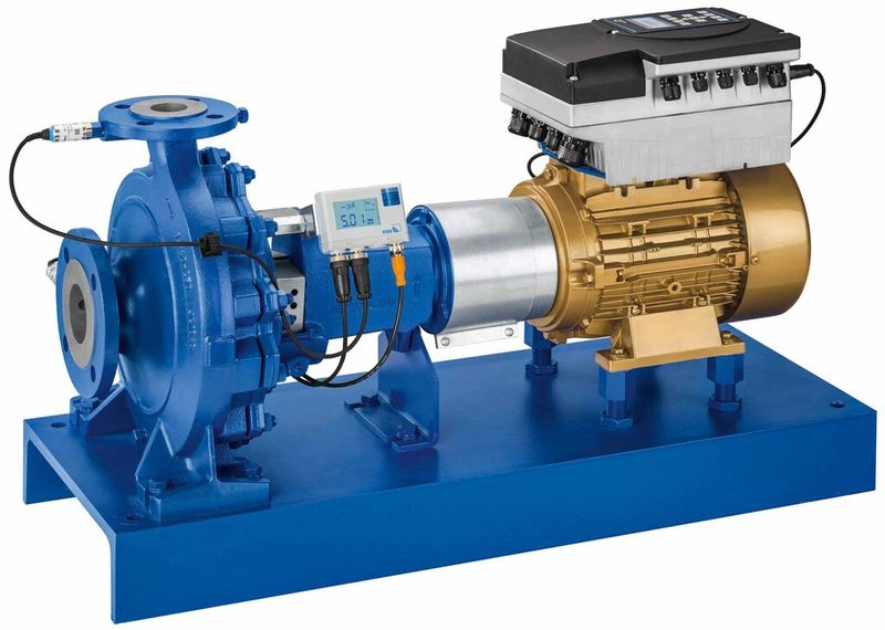 Gerüstet für die Energieeffizienz: Etanorm-Pumpe mit Pumpdrive und Pumpmeter. Auch … (Bild: KSB/Robert Kwiatek)