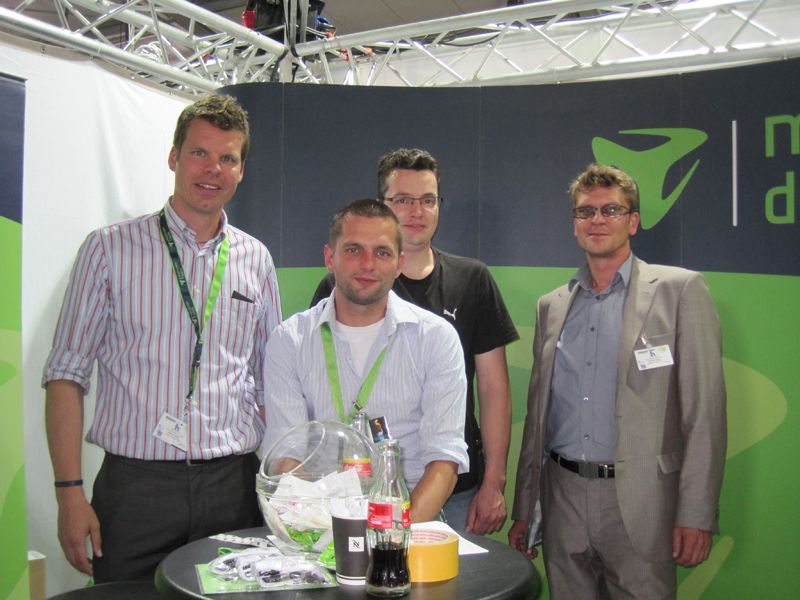 Auch die mobilcom-debitel-Crew freut sich über viele Besucher (v.l.) Martin Seidel, Dennis Matthiessen, Denny Gensch (Fa. Gensch) und Steen Lange (alle mobilcom) (Archiv: Vogel Business Media)