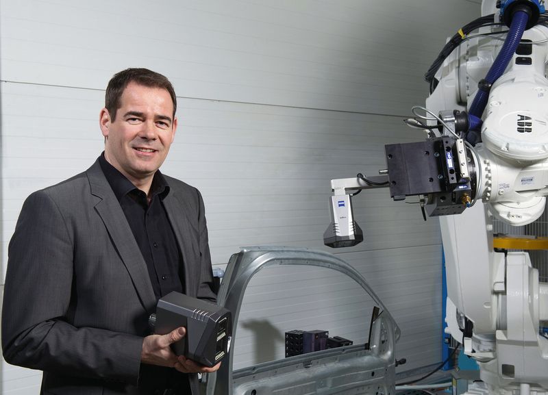 Dr. Kai-Udo Modrich, Carl Zeiss Automated Inspection: „Neue Werkstoffe und Antriebstechnologien bringen neue Prüfaufgaben mit sich und tragen dazu bei, dass die Messtechnik ihr Technologieportfolio permanent ausbauen muss.“ (Bild: Carl Zeiss AG)