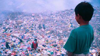 Mitten im Müll verbergen sich wertvolle Bakterien, die Umweltgifte abbauen können.  (Symbolbild) (Bild: gemeinfrei)