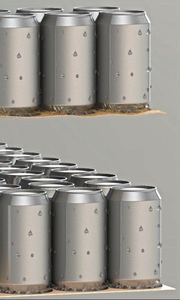 Liquim Silber-Zwischenlage: Die flüssigkeitsdichte Funktion auf der einen Seite und die Antirutschfunktion auf der anderen Seite eliminieren Probleme mit Kondenswasserbildung und sorgen für stabile Paletten – ideal bei der Palettierung von Dosen und Flaschen in der Getränkeindustrie. (Palcut A/S)