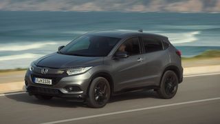 Unter anderem Halter eines älteren HR-V sollten sich bei ihrer Vertragswerkstatt melden.   (Bild: Honda)