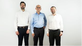 Künftig Partner: Prof. Dr.-Ing. Jens Lambrecht (Gestalt Robotics), Dr. Johannes Schmidt (Indus Holding) und Thomas Staufenbiel (Gestalt Robotics). (Bild: Gestalt Robotics/Indus Gruppe)