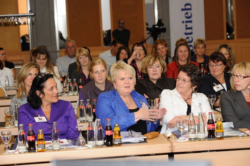 Die Zuhörerinnen waren gespannt und neugierig. (Archiv: Vogel Business Media)