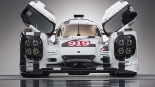 Highlight am Porsche-Stand in Genf: Der neue Porsche 919 Hybrid (Bild: Porsche)