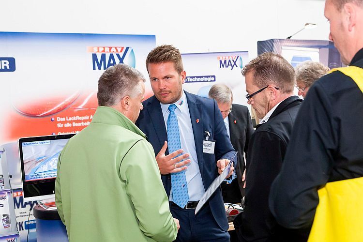 Dose statt Pistole – Kwasny-Manager Florian Steiner hat dafür stets gute Argumente. (Stefan Bausewein)