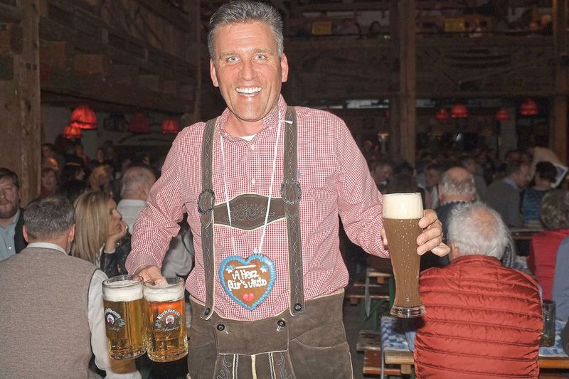 Weiß, wie es läuft: Roland Hoier, Obermeister der Kfz-Innung Unterfranken.  (Bild: Zietz/»kfz-betrieb«)