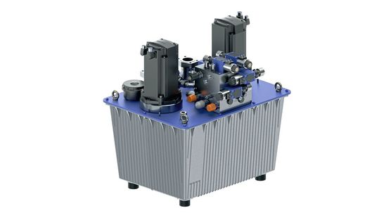 Im neuen Doppelaggregat ABKAG von Bosch Rexroth sind zwei Einzelaggregate in einem kompakten System zusammengefasst. Da nur ein Tank und ein zentraler Steuerblock benötigt wird, reduziert sich der Bedarf an Ventilen, Leitungen und Zubehör.(Bild:  Bosch Rexroth AG)