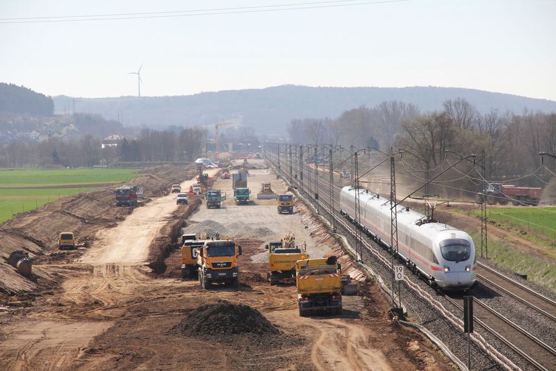Die Deutsche Bahn hat Nachholbedarf bei der Sanierung des Schienennetzes.(Bild:  Frank Kniestedt/Deutsche Bahn)