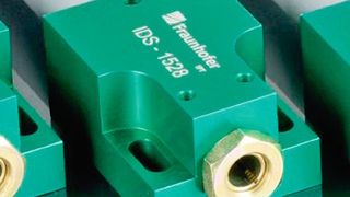 Bild 1: Die nachrüstbaren Verformungssensoren können in Fräs-, Dreh-, Schleif- und Sondermaschinen zum Einsatz kommen. (Fraunhofer-IPT)