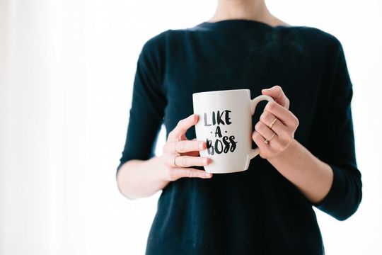 Als Führungskraft ist es erfolgversprechend eine eigene Leadership-Identity zu entwickeln. Dabei gilt es 11 Aspekte zu bedenken. Als Führungskraft ist es erfolgversprechend eine eigene Leadership-Identity zu entwickeln. Dabei gilt es 11 Aspekte zu bedenken.