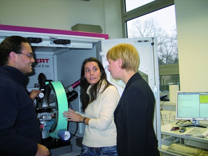 Justage einer Stahl-Aluminium Schweiß-/Lötverbindung für die röntgenographische Eigenspannungsanalyse. (Archiv: Vogel Business Media)