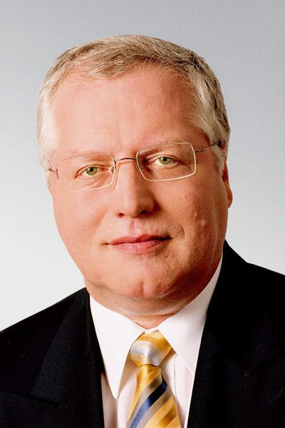 „Das Baylab plants ist auch ein Beitrag für die Forschung von morgen“, sagt Prof. Dr. Dr. h. c. Friedrich Berschauer, Vorstandsvorsitzender von Bayer CropScience.  (Bild: Bayer)