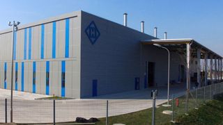 Hirschvogel Automotive erweitert seinen chinesisischen Standort um eine weitere Zerspanungshalle für die Produktion von Aluminium-Fahrwerksteilen. (Foto: Hirschvogel)