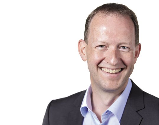 (Antony Bourne ist Senior Vice President Industries bei IFS. Bild: IFS)