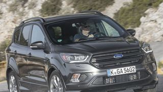 Zum Jahresbeginn 2017 spendiert Ford seinem SUV Kuga ein Facelift. (Ford)