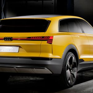 Das Auto soll es als reinen Stromer, Plug-in-Hybriden und mit Brennstoffzelle geben. Letzteres allerdings erst, wenn die nötige Infrastruktur dafür vorhanden ist.(Foto:  Audi)