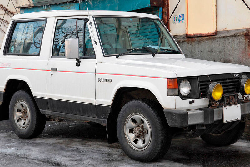 Die Produktion der ersten Pajero-Generation startete im Jahr 1982, auf den internationalen Markt kam der Mitsubishi dann 1983. (Metaltop Van XL / Tennen-Gas / CC BY-SA 3.0)