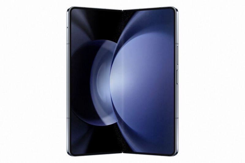 Das Innendisplay des Galaxy Fold 5 löst mit 2.316 x 904 Pixel auf und misst 7,6 Zoll in der Diagonale. (Bild: Samsung )