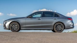 Fast jeder Autohersteller hat mehr als einen grauen Lack im Angebot. (Bild: Mercedes-Benz)