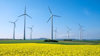 windpark-istock-496398561 (Quelle: elxeneize/istockphoto)