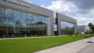 Die Jaguar-Verträge werden im Zuge der Reimagine-Stategie noch in diesem Jahr gekündigt. (Bild: Mauritz – »kfz-betrieb«)