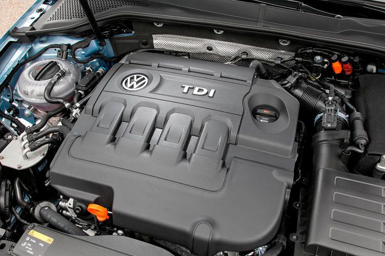 Der 1,6-Liter-Vierzylinder-TDI ist laufruhig und sehr vibrationsarm, er schüttelt sich nicht beim Kaltstart und ist kein „Brummer“. Der EU6-Dieselmotor leistet 81 kW/110 PS und verfügt über 250 Newtonmeter maximales Drehmoment, das bereits ab 1.500 U/min anliegt. (Foto: Volkswagen)