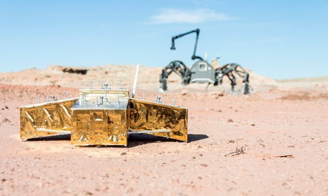 Abgesetztes BaseCamp als Kommunikationsknoten. (DFKI GmbH, Florian Cordes)