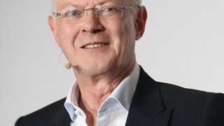 Laut Wolfgang Heuring, CEO der Siemens-Motion-Control-Business-Unit, wird Siemens auf der Hannover Messe zahlreiche Lösungen für den Maschinenbauer zeigen, von echtzeitbasierten Edge-Computing-Applikationen zur Datenanalyse und Leistungssteigerungen von komplexen Werkzeugmaschinen bis hin zur umfassenden Digitalisierung ganzer Fertigungslinien und Fabriken. (Reinhold Schäfer)