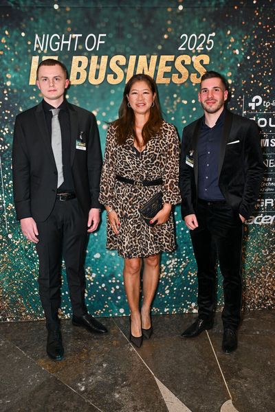 Für Amanda Chen, Damian Nöthe und Nico Riedl (r., DDC) ist die NOI das Event des Jahres. (Bild: Hannes Magerstädt)