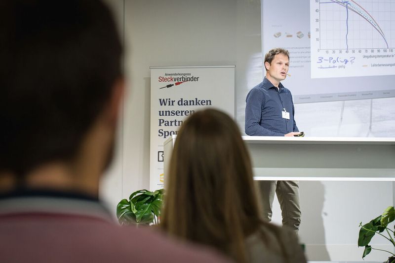 Steckverbinderkongress 2023 Tag 2: Kongress mit Trendthemen von PCF über DC-Steckverbinder, Hybridsteckverbinder, Qualifizierung, Single Pair Ethernet, Hands-on Workshops bis zu 3D-Druck und Konfektionierung. (Bild: Stefan Bausewein)