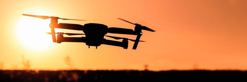 Drohnen können flexibel und effizient für die Überwachung großer Flächen aus der Luft eingesetzt werden.(Bild:  gemeinfrei / Pexels)