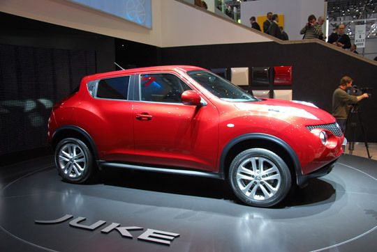 Weltpremiere bei Nissan: Der Autobauer präsentiert sein kleinstes SUV-Modell Juke.  (Archiv: Vogel Business Media)