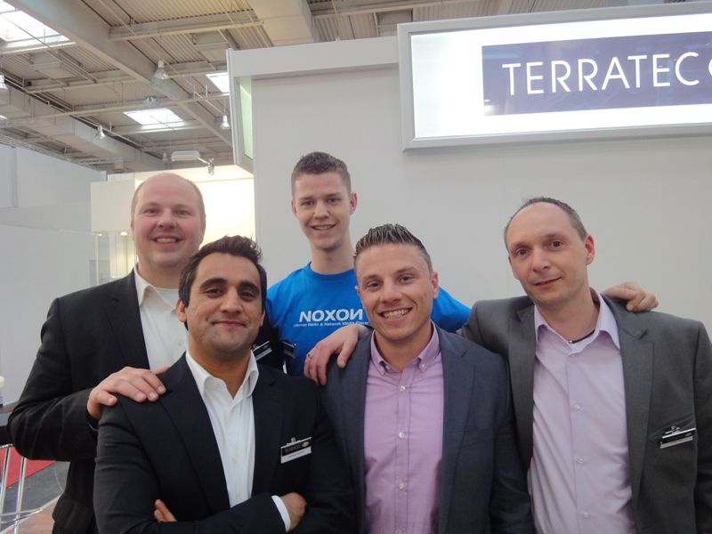 Das Terratec-Team: Aschraf Rahimi, John Soyke, Volker Dahl (vorne v.l.) Bart Wekx und Benjamin Brüggen (Archiv: Vogel Business Media)