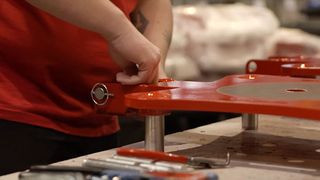 kachel-fachkraft-metalltechnik (JUNG Hebe- und Transporttechnik GmbH)