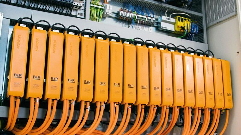 Mit der B&R-Servotechnologie konnte die anspruchsvolle Synchronisation dank der notwendigen Skalierbarkeit, Präzision und Flexibilität umgesetzt werden. (Bild: B&R)