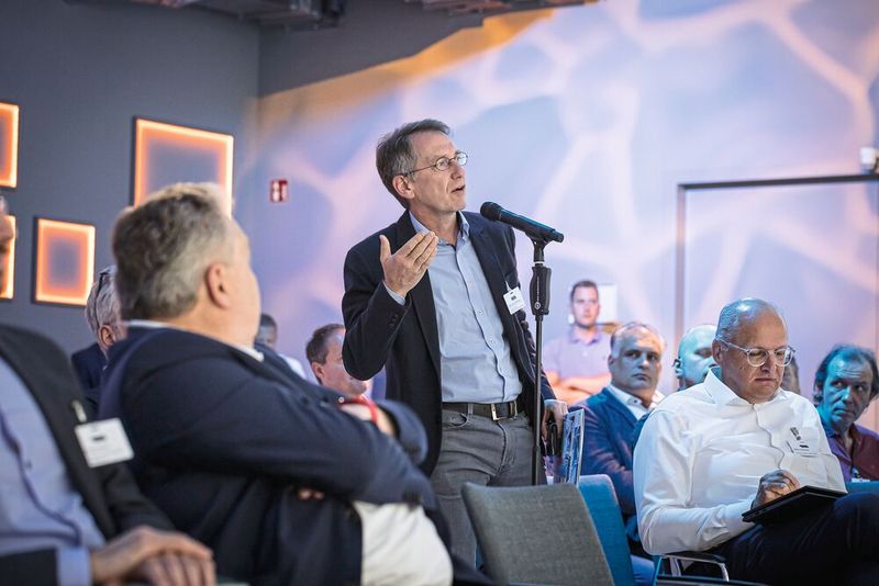 Impressionen der 4. Fachtagung „Mehr Effizienz im Presswerk“ am 15. Juni 2023 in Würzburg. (Bild: VCG/Stefan Bausewein)