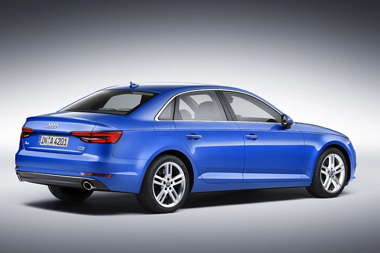 Die Motoren überarbeitete Audi ebenfalls: Bei der Leistung konnten die vier Diesel- und drei Benzinmotoren um ein Viertel zulegen und weisen dennoch einen laut Audi um rund ein Fünftel niedrigeren Durchschnittsverbrauch auf. Besondere Aufmerksamkeit hat der neue 2.0 TFSI verdient: ... (Foto: Audi)
