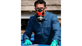 Schutzausrüstung zum Schutz vor Chemikalien (Ekastu)