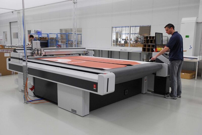Produktion von Expo Display Service in St. Leon-Rot, einem der größten und innovativsten Digitaldruckzentren in Deutschland (Expo Display Service)